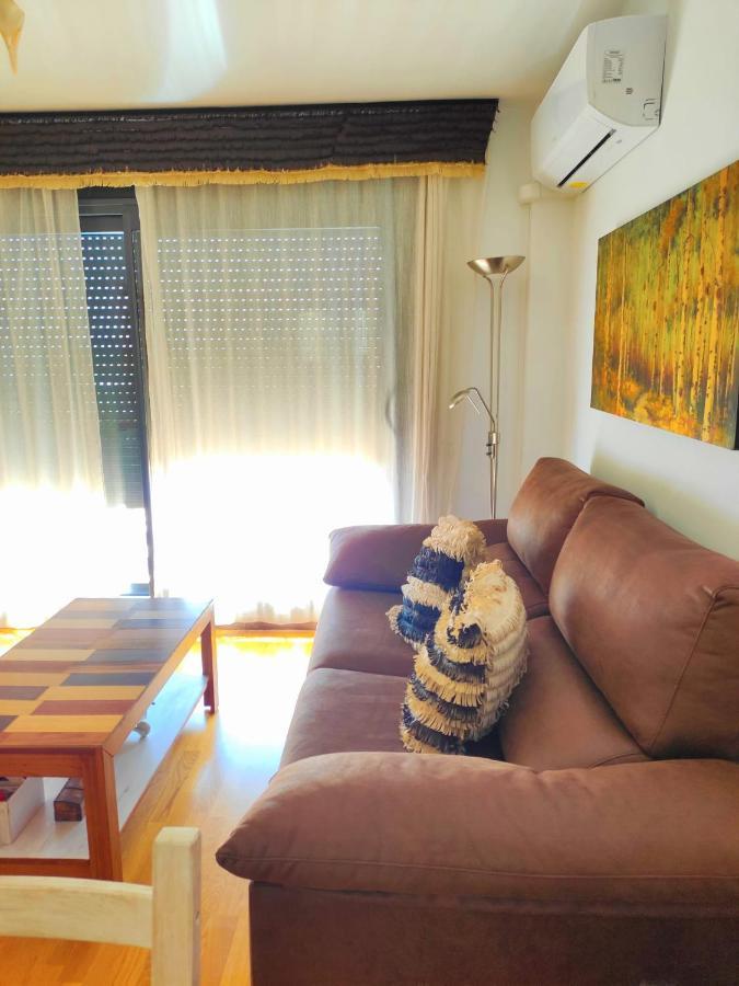 شقة Acogedor Atico Duplex En تريمب المظهر الخارجي الصورة